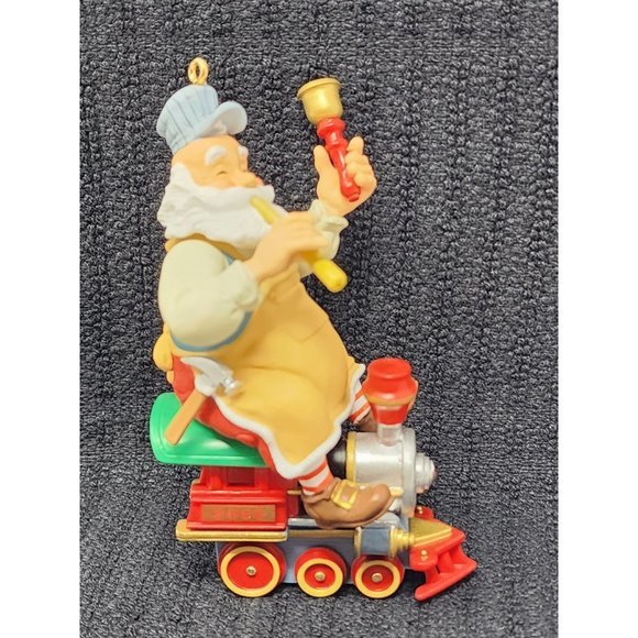 2000 Hallmark Keepsake Toymaker Sandta Christmas Ornament - Picture 5 of 8